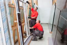 FLACHGLAS, WÄRMESCHUTZ, FUNKTIONSGLAS, KUNSTSTOFFGLÄSER, DACHZUBEHÖR, HOLZPRODUKTE, FENSTER, TÜREN, BAUELEMENTE, INSEKTENSCHUTZ, ROLLLÄDEN, MARKISEN, BESCHATTUNGEN, Schwarzenbek